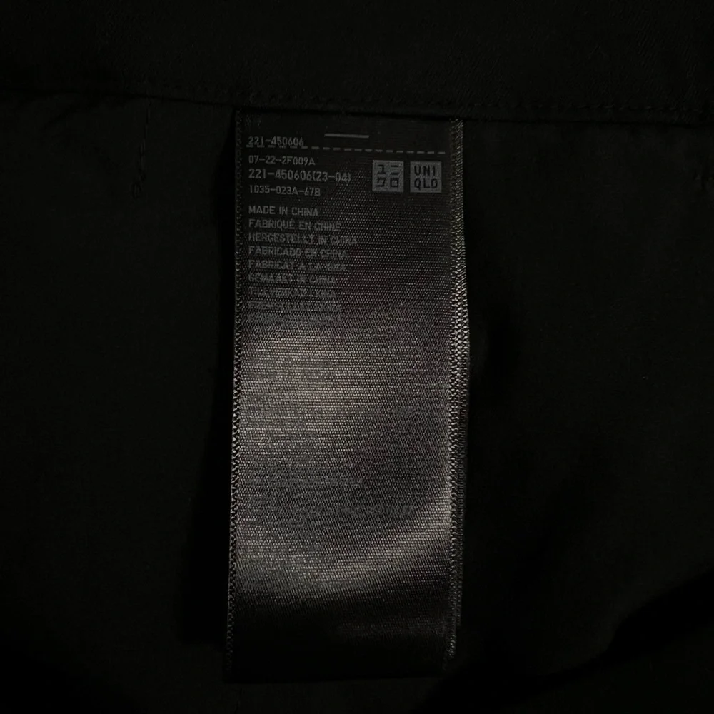 Uniqlo 2-way stretch dress pants L - Picture 3 of 6